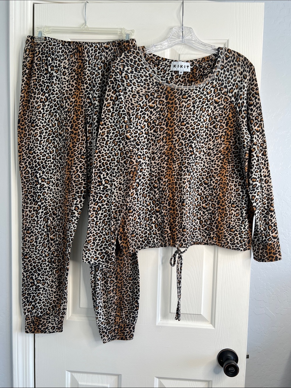 KIKIT animal print pajama set medium super soft long sleeve cozy cheetah leopard
